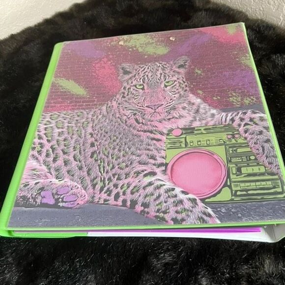 Trapper Keeper Organizer Binder Retro Purple Leopard With Boombox - Picture 4 of 8